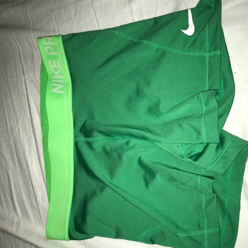 nike spandex